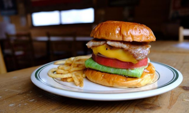 岡山 北区 法界院駅近く Heap Burger Stand おいしさの秘密は牛肉100 でつくるこだわりのパティ 開店ポータル 店舗や企業のオンライン化を応援するサイト